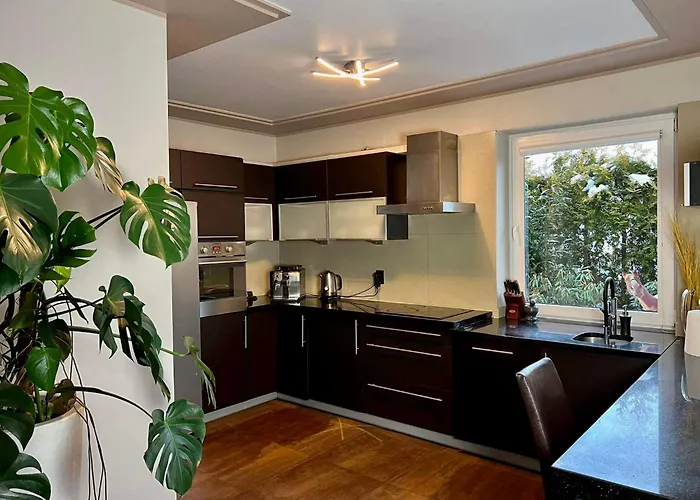 Noce I Dnie Z Prywatnym Jacuzzi Apartmán