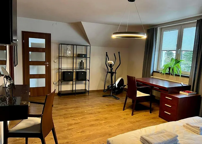 Noce I Dnie Z Prywatnym Jacuzzi Apartmán *