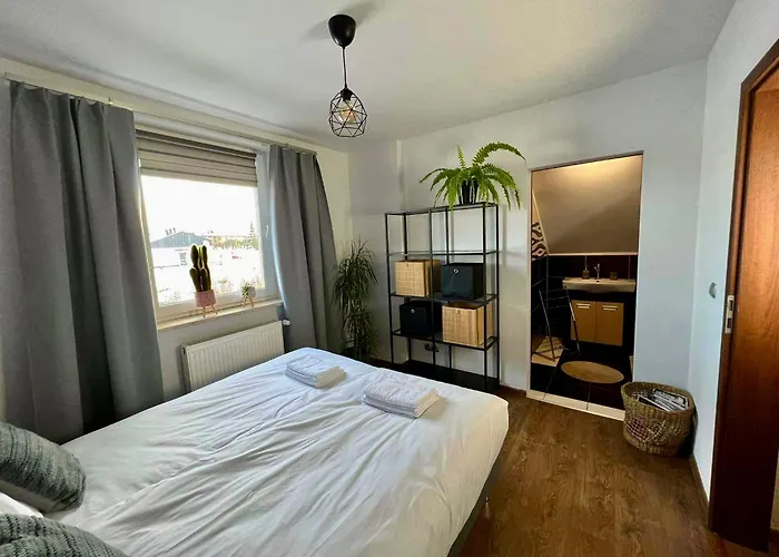 Noce I Dnie Z Prywatnym Jacuzzi Apartamento