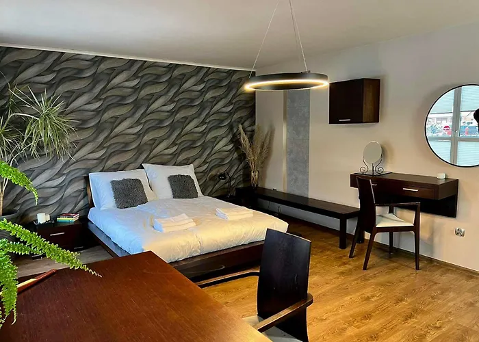 Noce I Dnie Z Prywatnym Jacuzzi Apartamento *