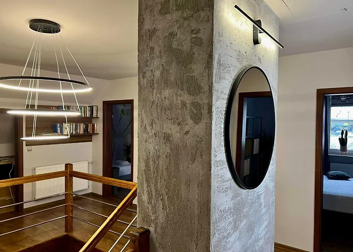 Noce I Dnie Z Prywatnym Jacuzzi Apartmán